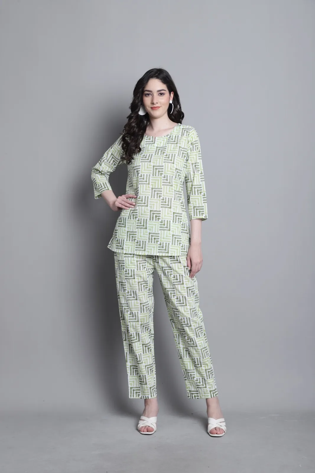 COTTON PRINTED NIHGT SUIT FOR WOMEN