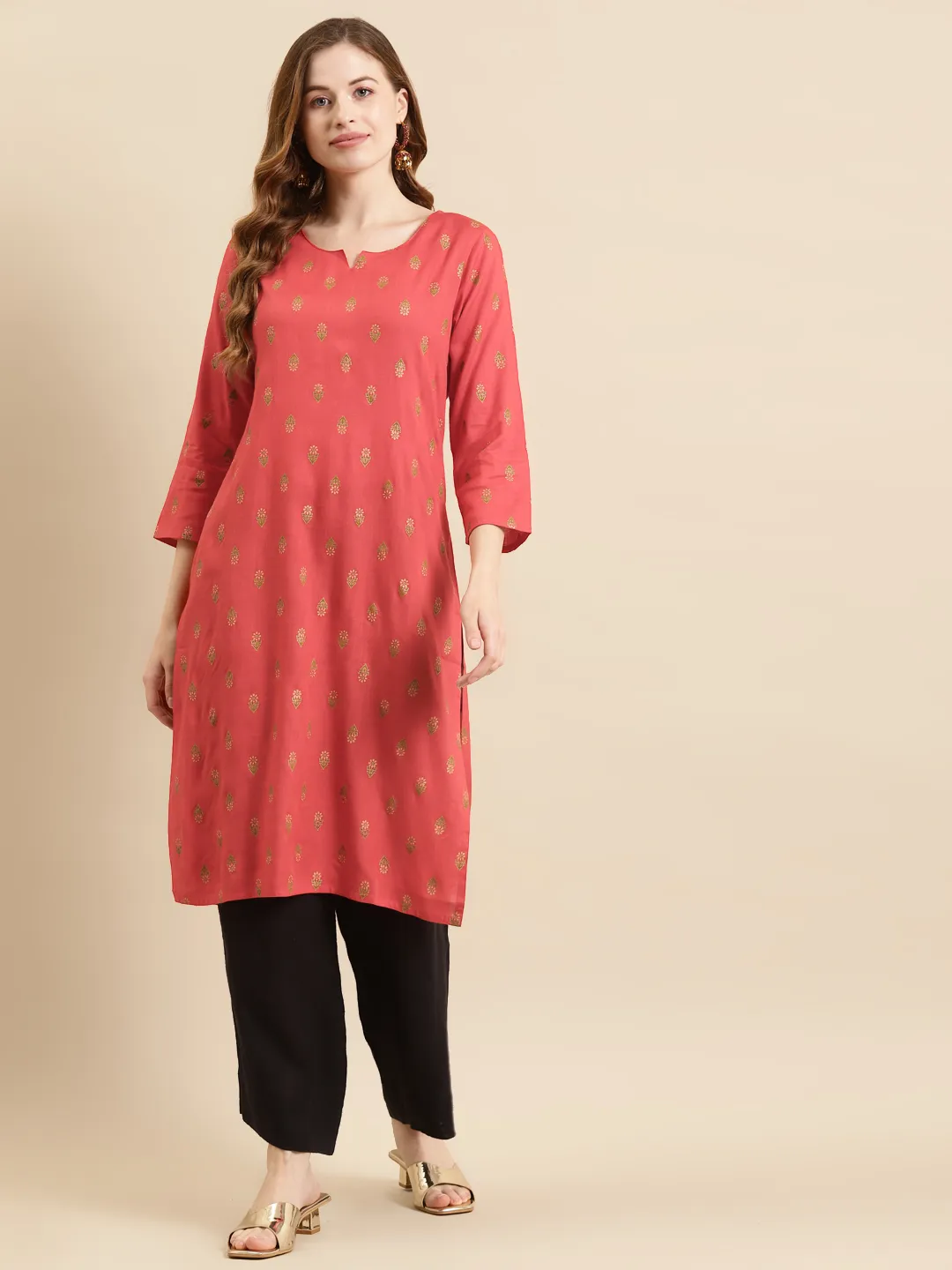 Floral Print Round-Neck Straight Kurta